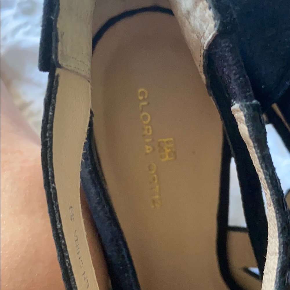 High heels - Picture 4 of 7